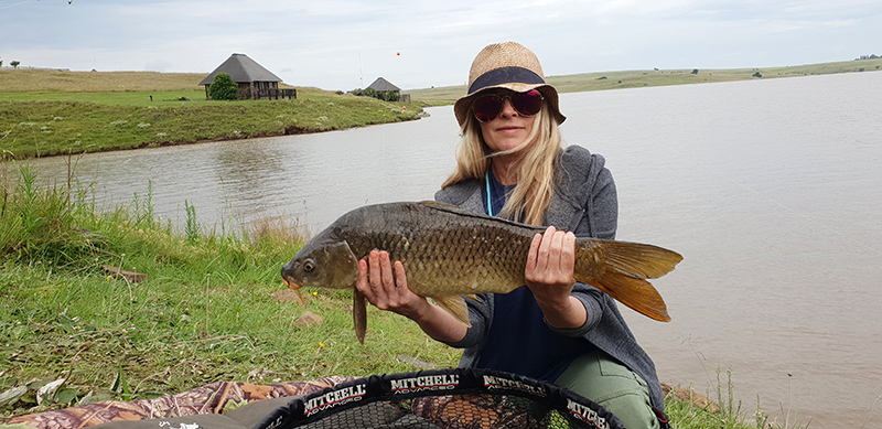 Grootdraai dam carp girl