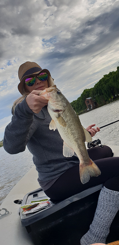 Willow tree cottage boat bass 4