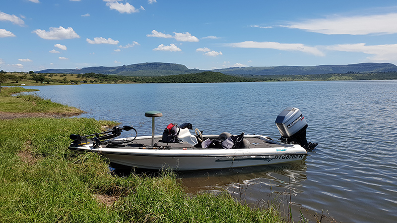 Albert falls dam bass boat at launch