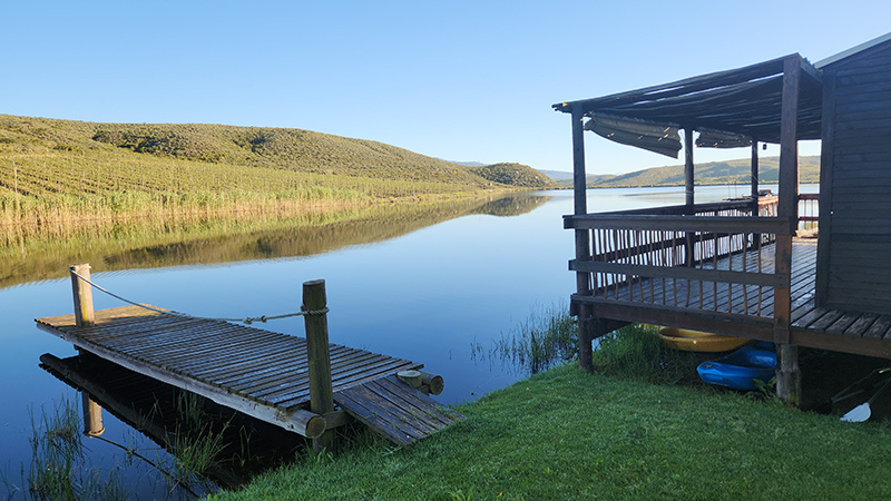 The Damhuis cabin on stilts at Plaas Wegbreek, Barrydale